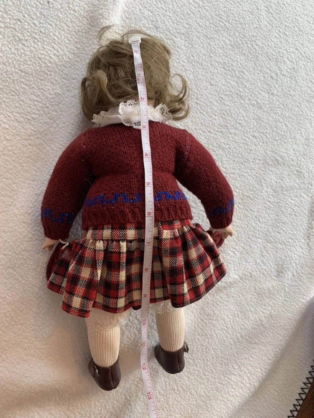 Vintage Heritage Mint 1992 Porcelain Girl Doll, Winter 12” Sweater With Geese